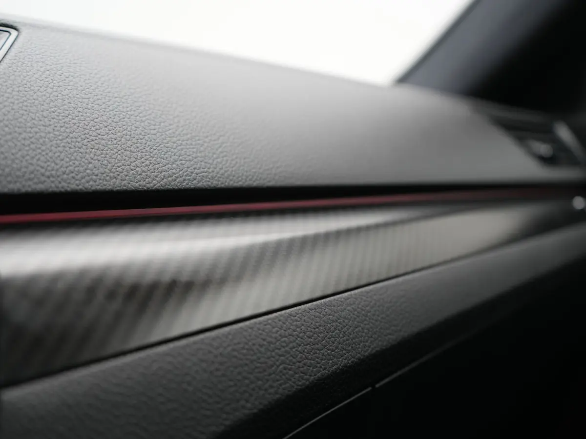1.4 TSI iV Sportline Business PHEV 218pk Dealer O.H. | Trekhaak Af Fabriek | Panodak | Adaptive Cruise | SOH 89,8% | Camera | Canton Audio | Alcantara Sportstoelen Memory & Verwarmd | Stuur 