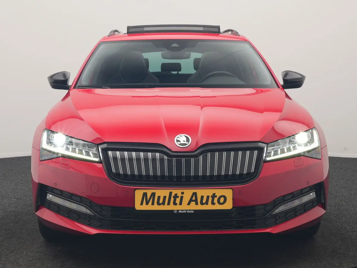 1.4 TSI iV Sportline Business PHEV 218pk Dealer O.H. | Trekhaak Af Fabriek | Panodak | Adaptive Cruise | SOH 89,8% | Camera | Canton Audio | Alcantara Sportstoelen Memory & Verwarmd | Stuur 