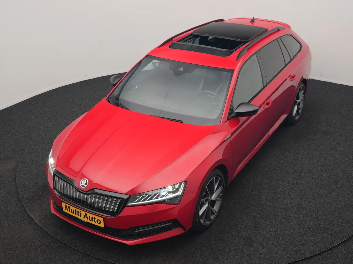 1.4 TSI iV Sportline Business PHEV 218pk Dealer O.H. | Trekhaak Af Fabriek | Panodak | Adaptive Cruise | SOH 89,8% | Camera | Canton Audio | Alcantara Sportstoelen Memory & Verwarmd | Stuur 