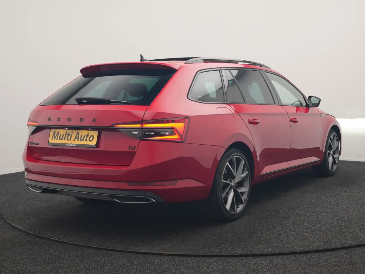 1.4 TSI iV Sportline Business PHEV 218pk Dealer O.H. | Trekhaak Af Fabriek | Panodak | Adaptive Cruise | SOH 89,8% | Camera | Canton Audio | Alcantara Sportstoelen Memory & Verwarmd | Stuur 
