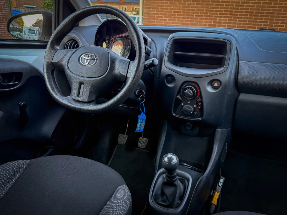1.0 VVT-i x - Cruise Control, Isofix, Goed onderhouden!
