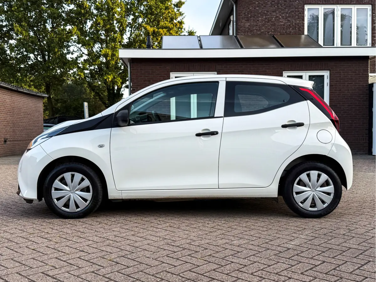 1.0 VVT-i x - Cruise Control, Isofix, Goed onderhouden!
