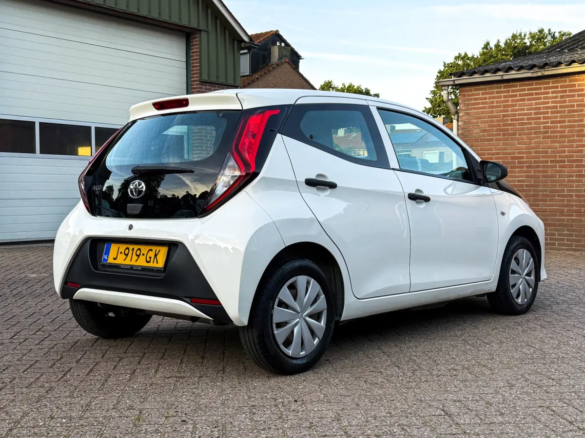 1.0 VVT-i x - Cruise Control, Isofix, Goed onderhouden!