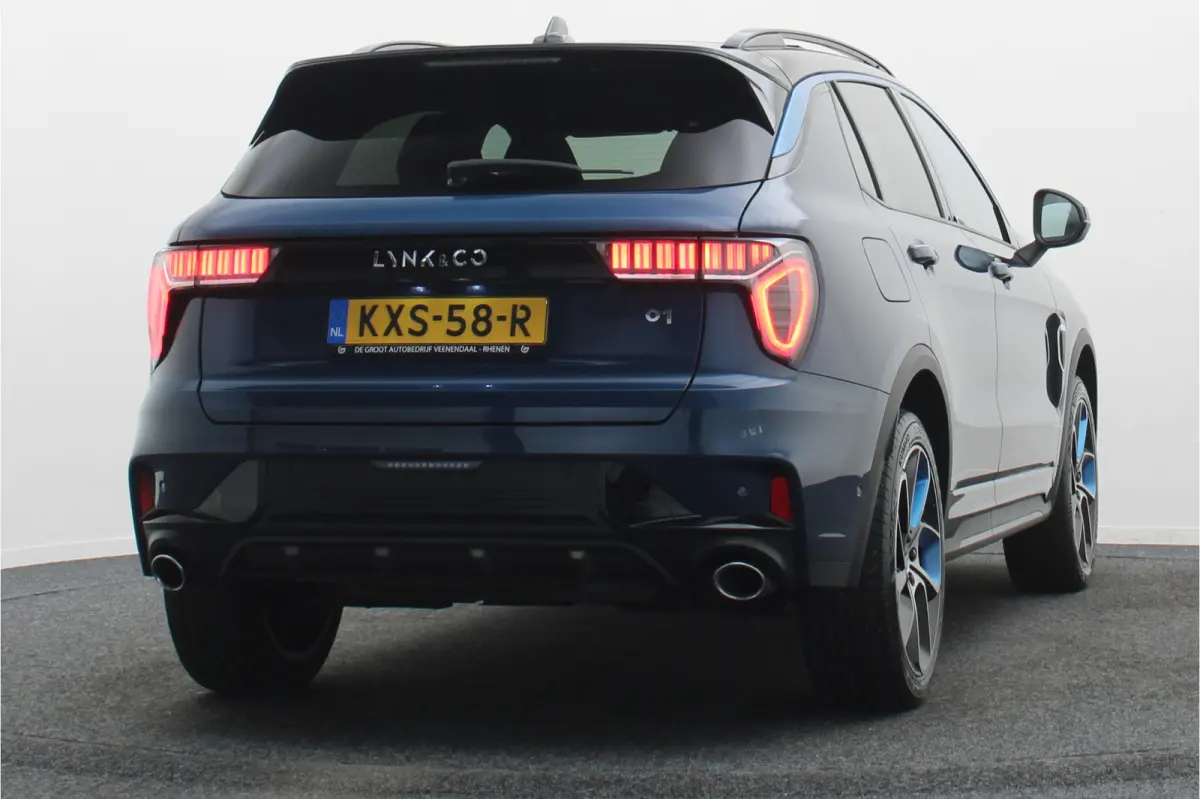 1.5 Plug-in Hybrid 360° Camera, Panoramadak, Zwarte hemel, ACC, Apple Carplay, Infinity Sound, DAB, 20''
