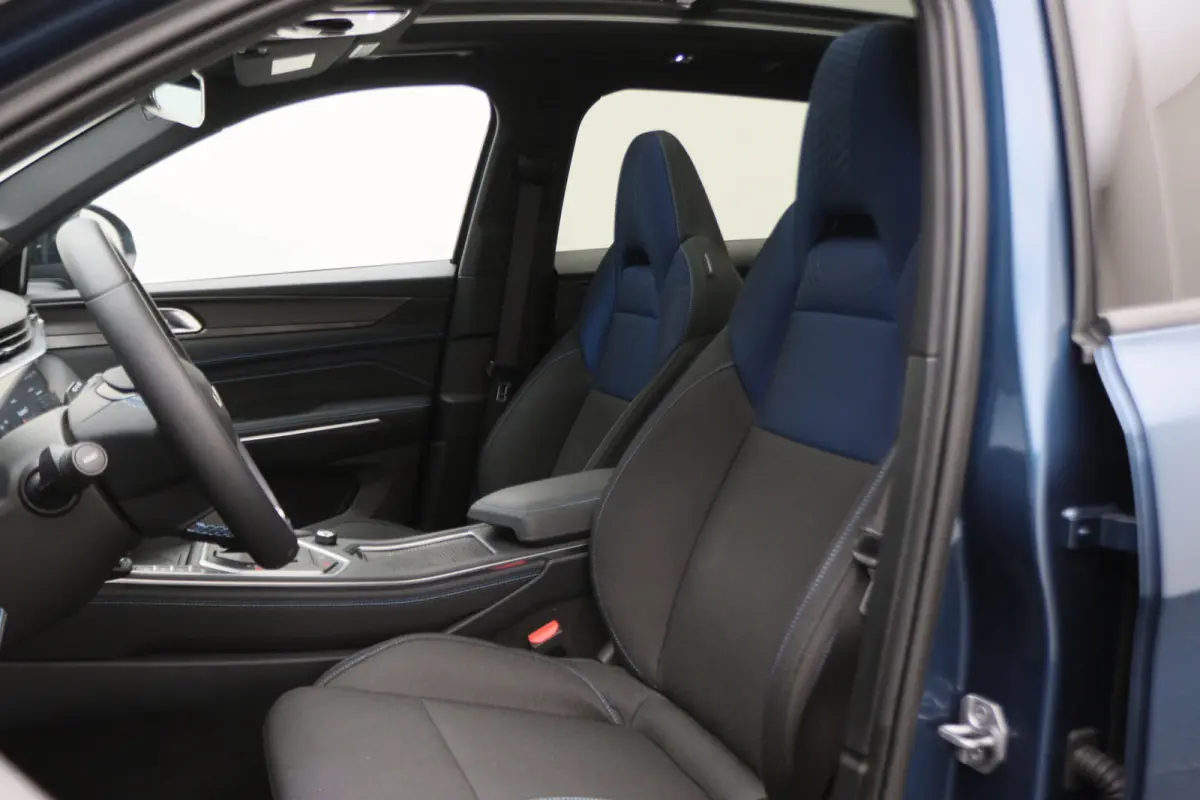 1.5 Plug-in Hybrid 360° Camera, Panoramadak, Zwarte hemel, ACC, Apple Carplay, Infinity Sound, DAB, 20''