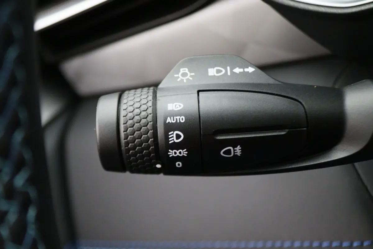 1.5 Plug-in Hybrid 360° Camera, Panoramadak, Zwarte hemel, ACC, Apple Carplay, Infinity Sound, DAB, 20''