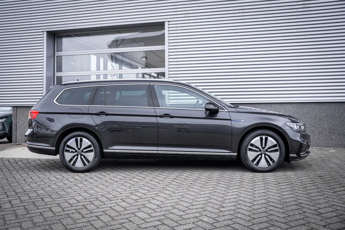 1.4 TSI PHEV GTE Business SOH (94%) | Achteruitrijcamera | Volledig digitaal instrumentenpaneel | Voorstoelen verwarmd