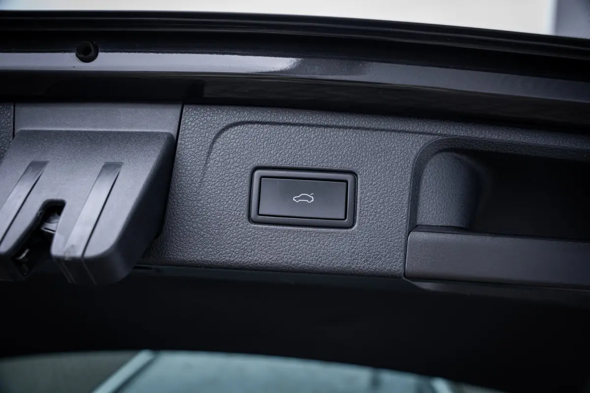 1.4 TSI PHEV GTE Business SOH (94%) | Achteruitrijcamera | Volledig digitaal instrumentenpaneel | Voorstoelen verwarmd