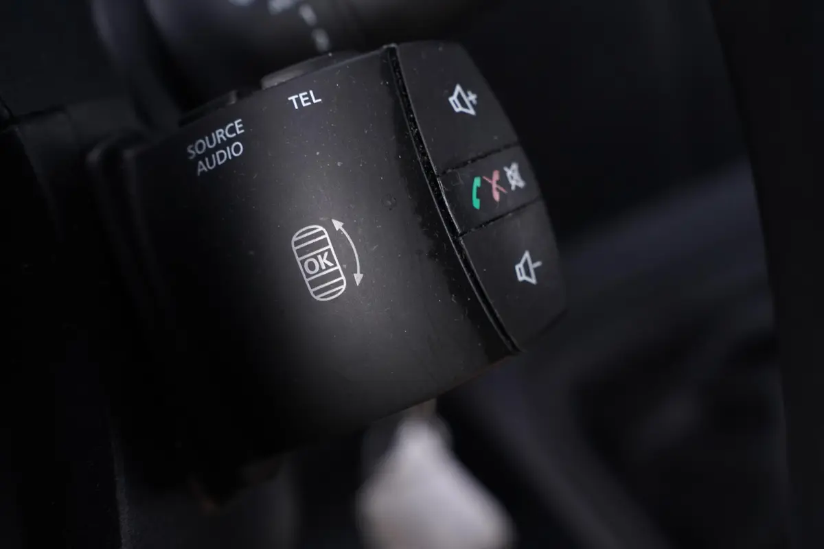 2.3 dCi 135 pk L3H2 Comfort Airco, Dodehoek Assist Cruise Control, Laadruimte Pakket, PDC V+A, 3-Zits