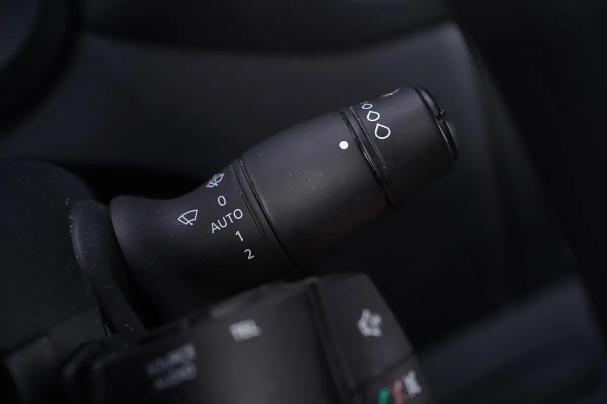 2.3 dCi 135 pk L3H2 Comfort Airco, Dodehoek Assist Cruise Control, Laadruimte Pakket, PDC V+A, 3-Zits