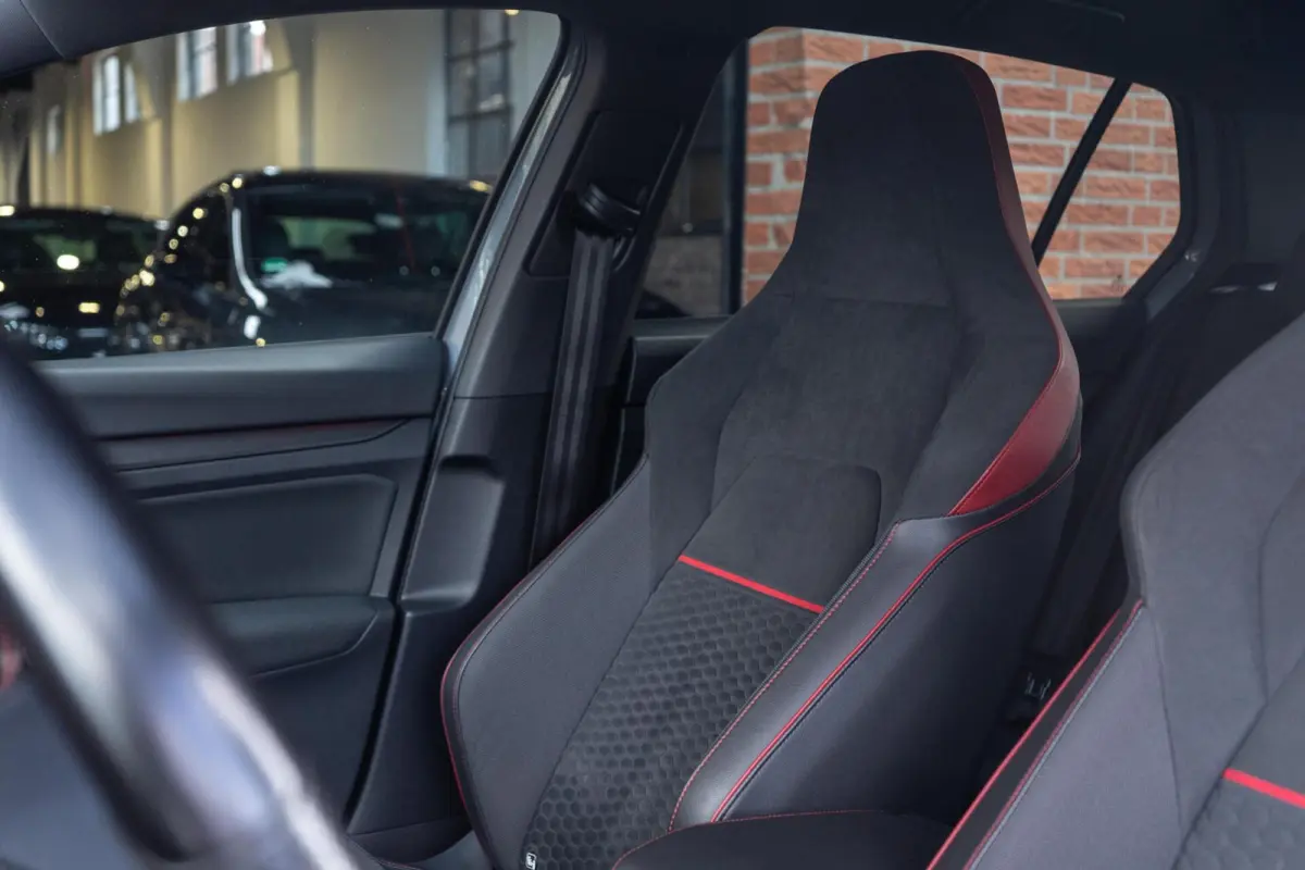 2.0 TSI GTI Clubsport IQ / Ambi / Nano