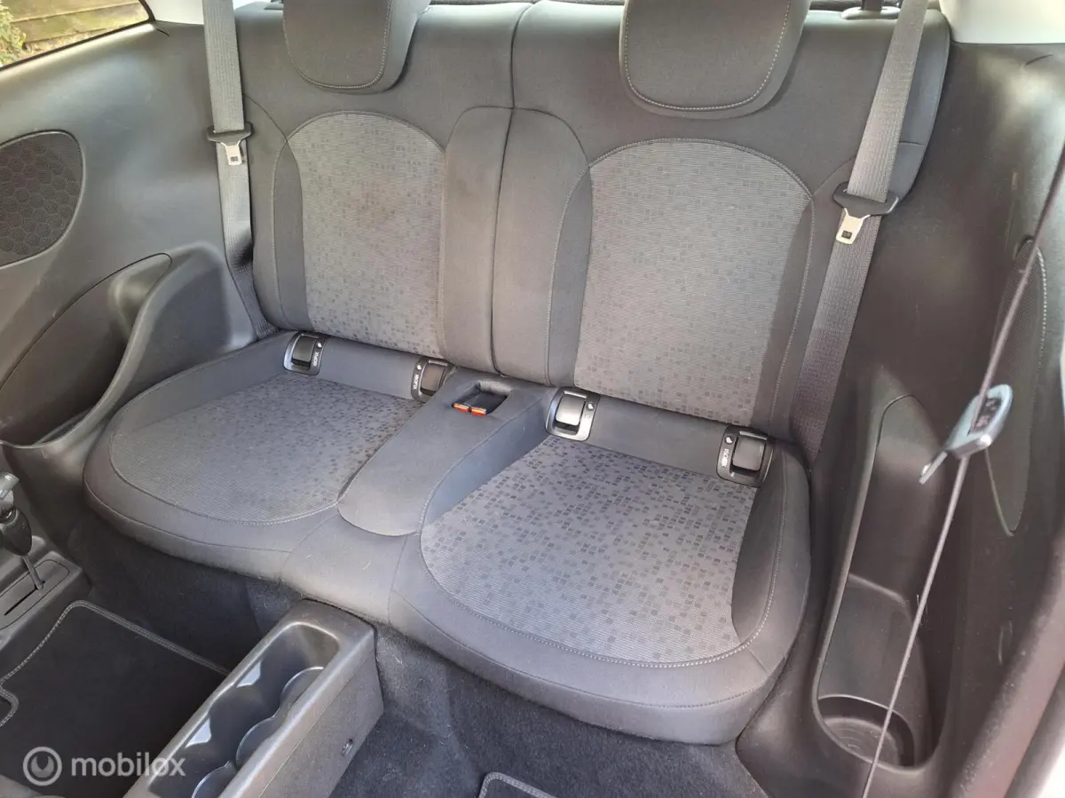 1.0 Turbo BlitZ Two-Tone Kleur, Full-Map Navi, Stuur-Stoelverwarming, Airco, Cruise-Control, LM-Velgen