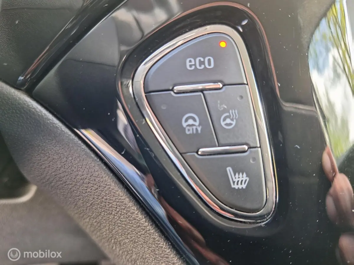 1.0 Turbo BlitZ Two-Tone Kleur, Full-Map Navi, Stuur-Stoelverwarming, Airco, Cruise-Control, LM-Velgen