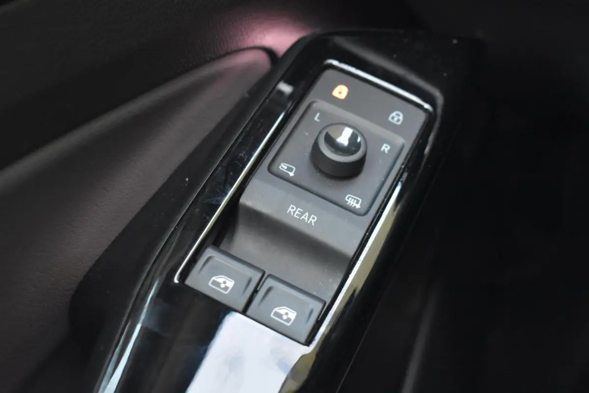 Pure 52 kWh | 90% SoH | Warmtepomp | Winterpakket | Carplay |
