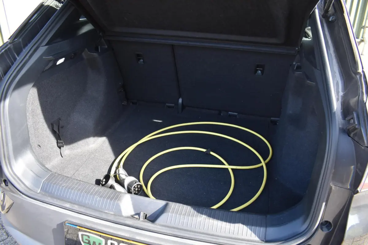 Pure 52 kWh | 90% SoH | Warmtepomp | Winterpakket | Carplay |