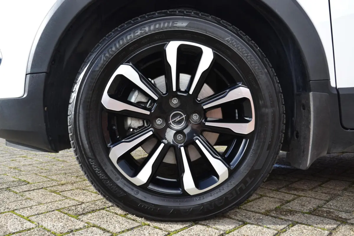 1.2 Turbo Elegance|8.850km|2022|Automaat|1eig