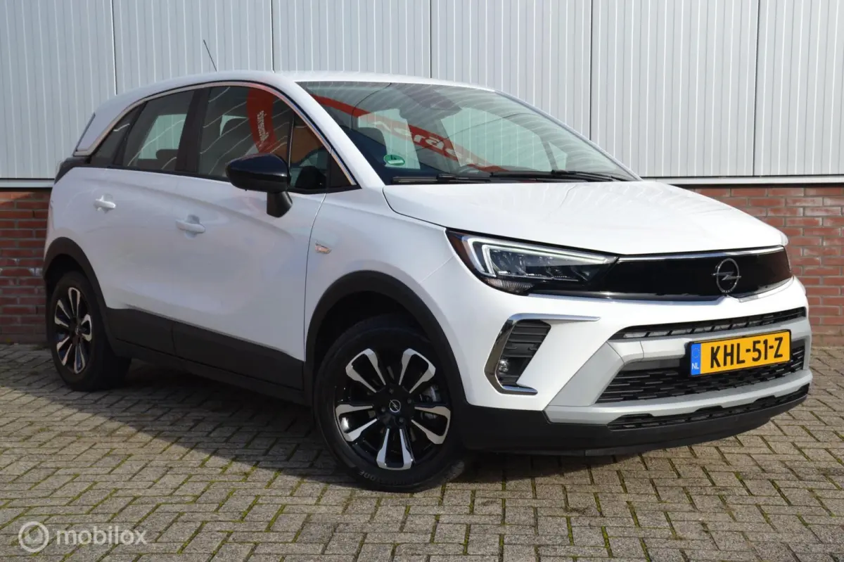 1.2 Turbo Elegance|8.850km|2022|Automaat|1eig