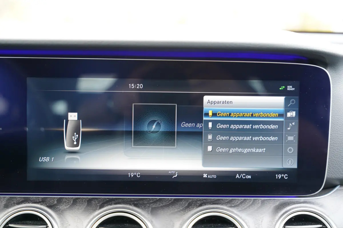 350 e Lease Edition 272pk | BTW auto! | Widescreen | Cruise control | Electronic climate control | LED koplampen | Navigatiesysteem full map | Parkeersensor voor en achter | Sfeerverlichting