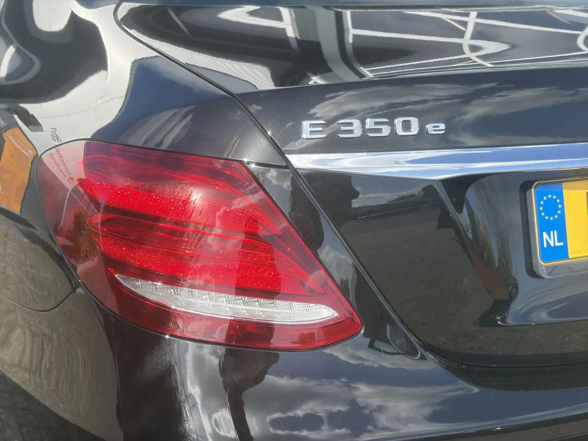350 e Lease Edition 272pk | BTW auto! | Widescreen | Cruise control | Electronic climate control | LED koplampen | Navigatiesysteem full map | Parkeersensor voor en achter | Sfeerverlichting
