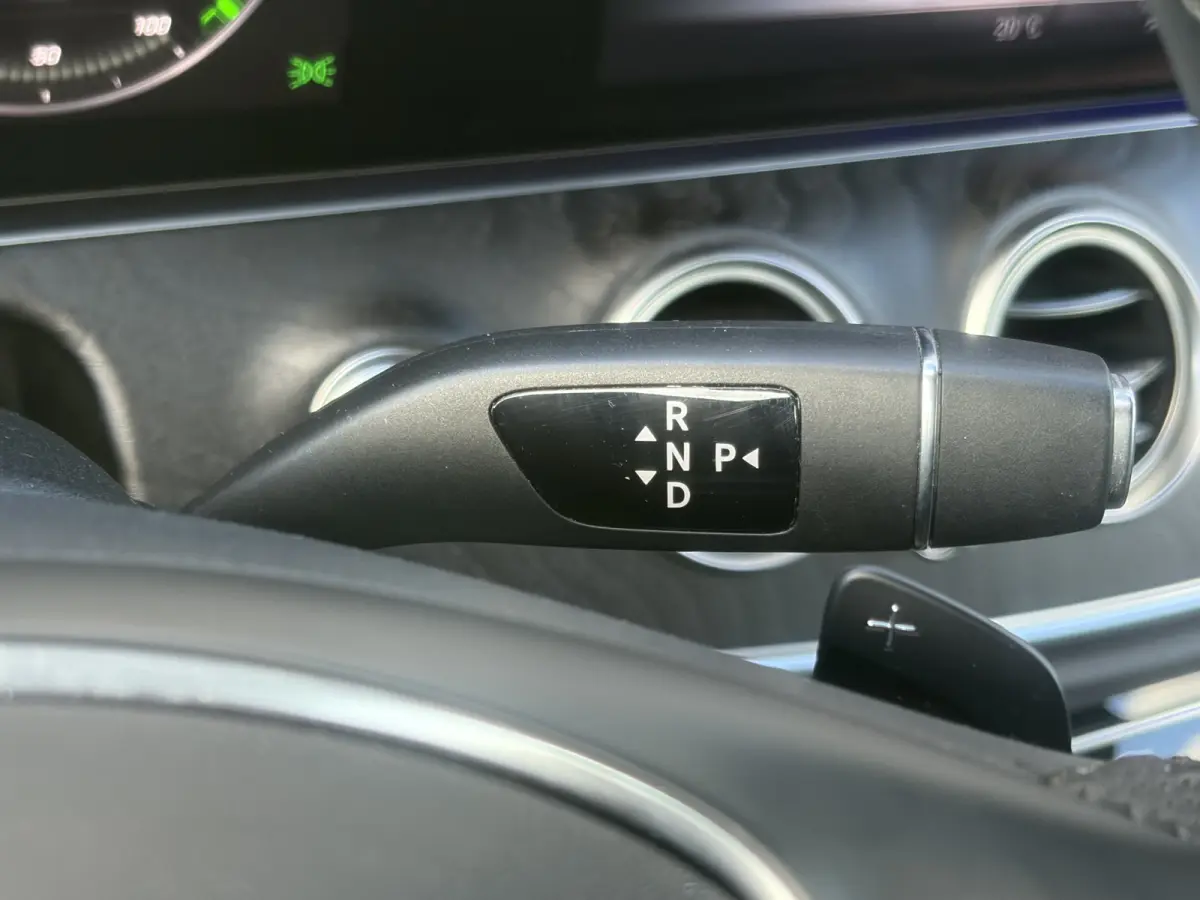 350 e Lease Edition 272pk | BTW auto! | Widescreen | Cruise control | Electronic climate control | LED koplampen | Navigatiesysteem full map | Parkeersensor voor en achter | Sfeerverlichting