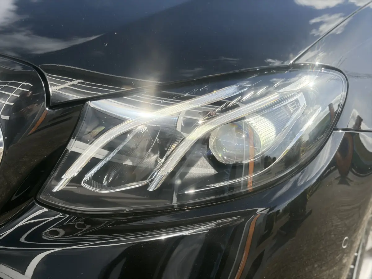 350 e Lease Edition 272pk | BTW auto! | Widescreen | Cruise control | Electronic climate control | LED koplampen | Navigatiesysteem full map | Parkeersensor voor en achter | Sfeerverlichting