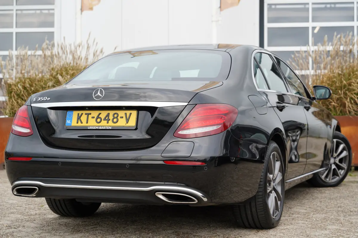 350 e Lease Edition 272pk | BTW auto! | Widescreen | Cruise control | Electronic climate control | LED koplampen | Navigatiesysteem full map | Parkeersensor voor en achter | Sfeerverlichting