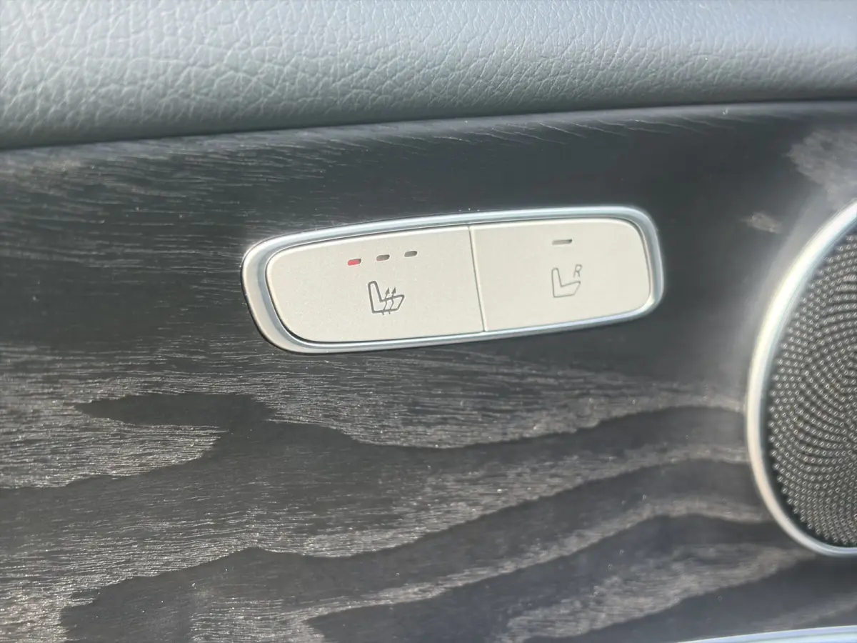 350 e Lease Edition 272pk | BTW auto! | Widescreen | Cruise control | Electronic climate control | LED koplampen | Navigatiesysteem full map | Parkeersensor voor en achter | Sfeerverlichting
