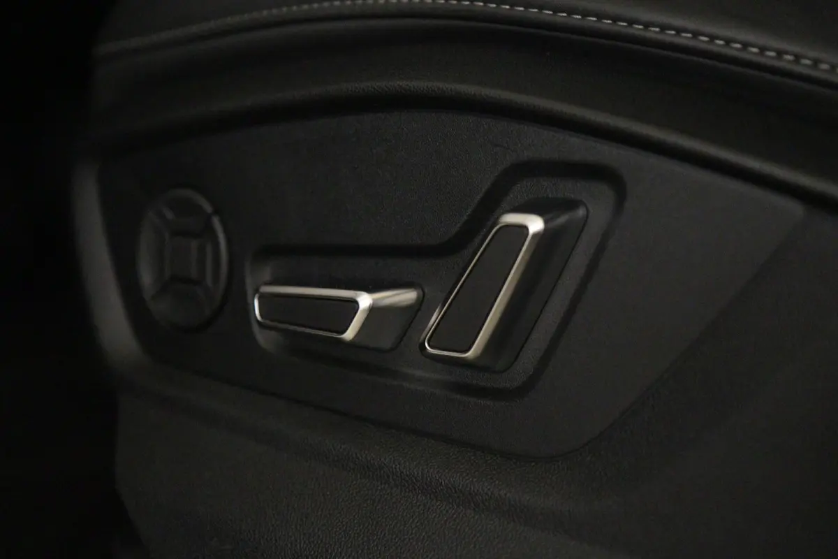 60 TFSI e quattro Competition PANO/CARPLAY/ACC/BOSE/VOL