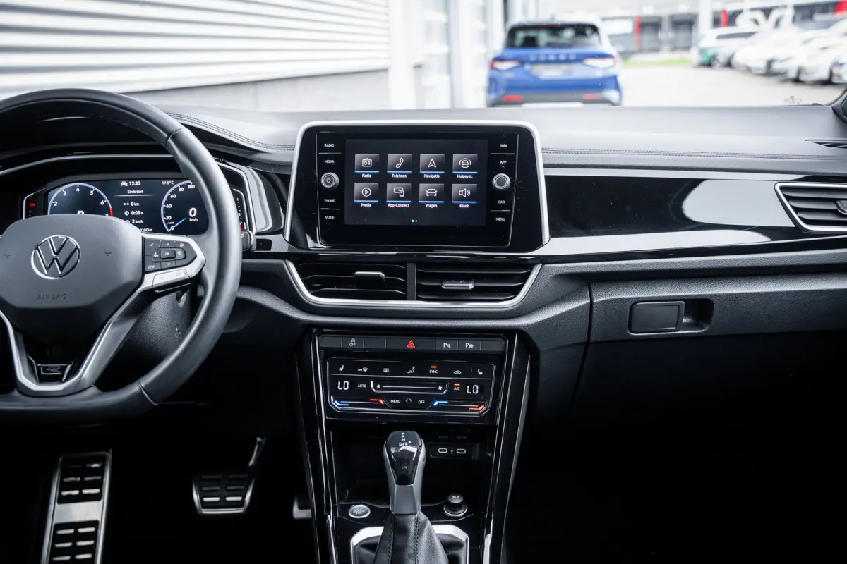 1.5 TSI R-Line | Achteruitrijcamera | R-Line exterieur | Trekhaak met afneembare kogel
