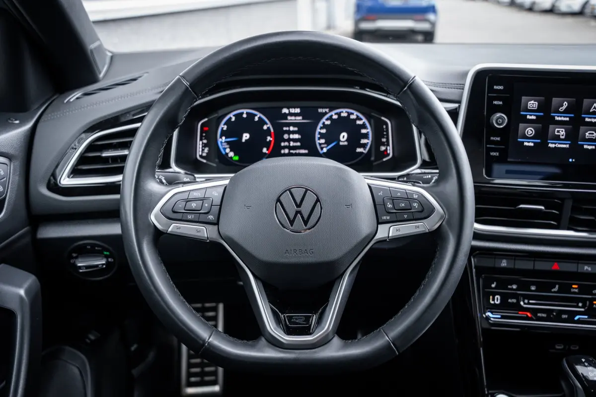 1.5 TSI R-Line | Achteruitrijcamera | R-Line exterieur | Trekhaak met afneembare kogel