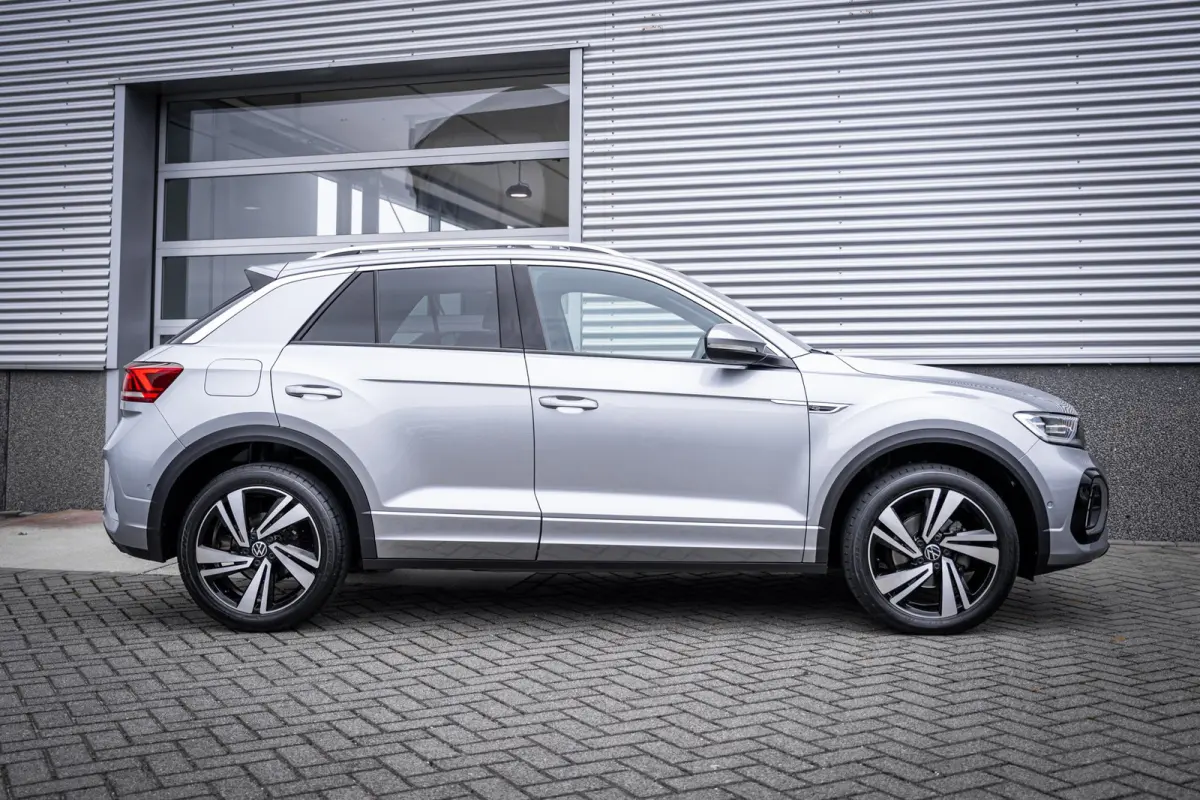 1.5 TSI R-Line | Achteruitrijcamera | R-Line exterieur | Trekhaak met afneembare kogel