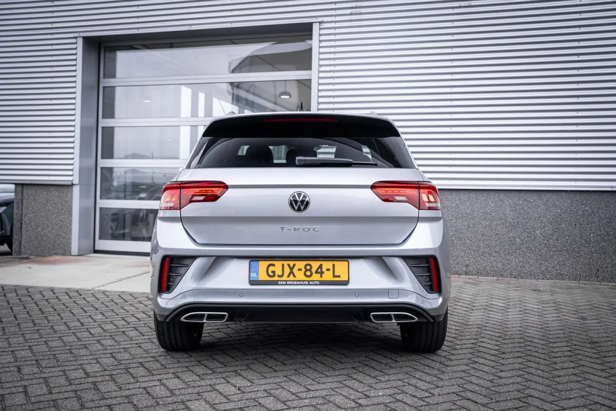 1.5 TSI R-Line | Achteruitrijcamera | R-Line exterieur | Trekhaak met afneembare kogel