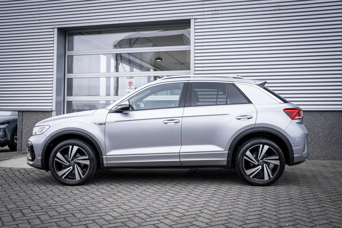 1.5 TSI R-Line | Achteruitrijcamera | R-Line exterieur | Trekhaak met afneembare kogel