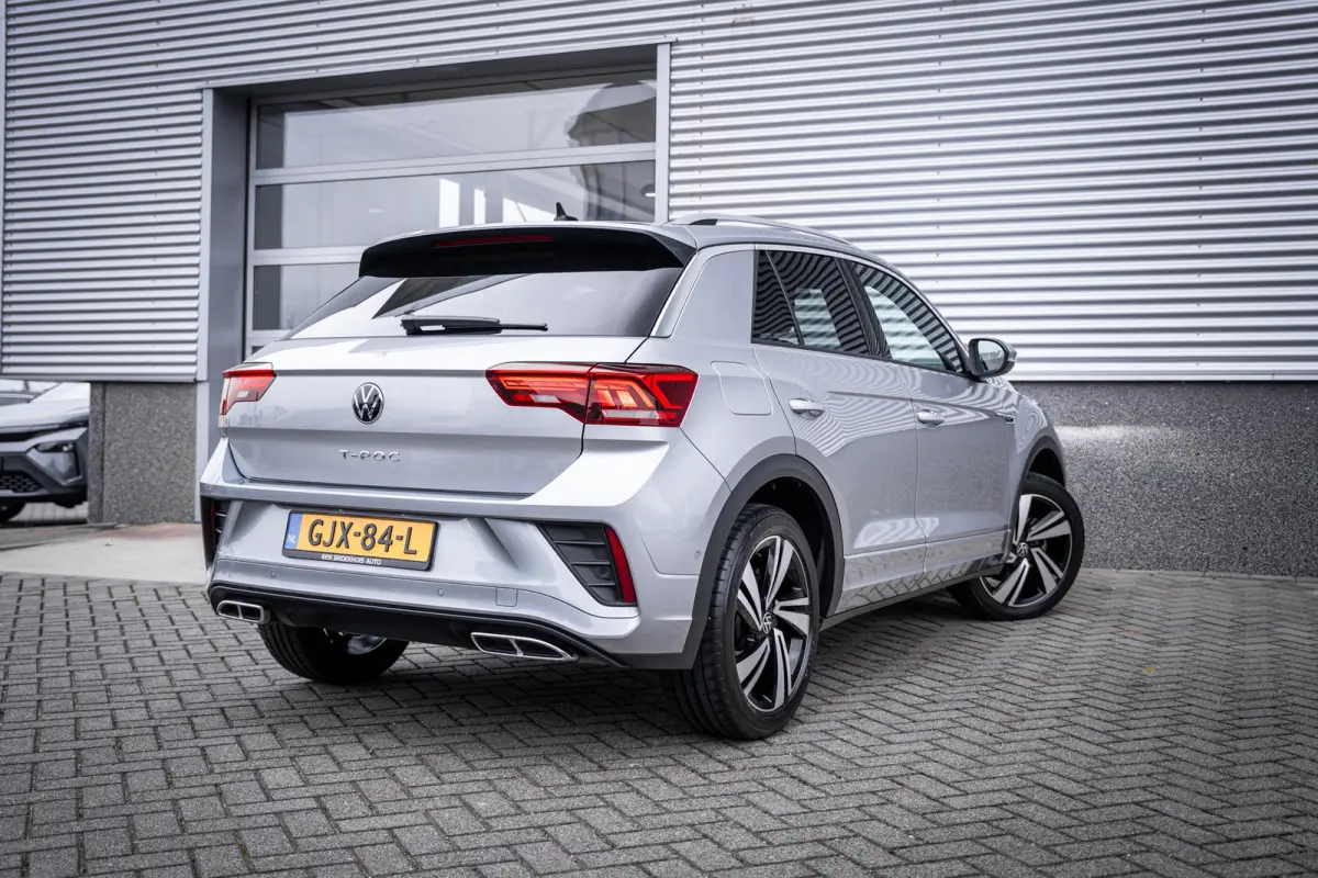 1.5 TSI R-Line | Achteruitrijcamera | R-Line exterieur | Trekhaak met afneembare kogel