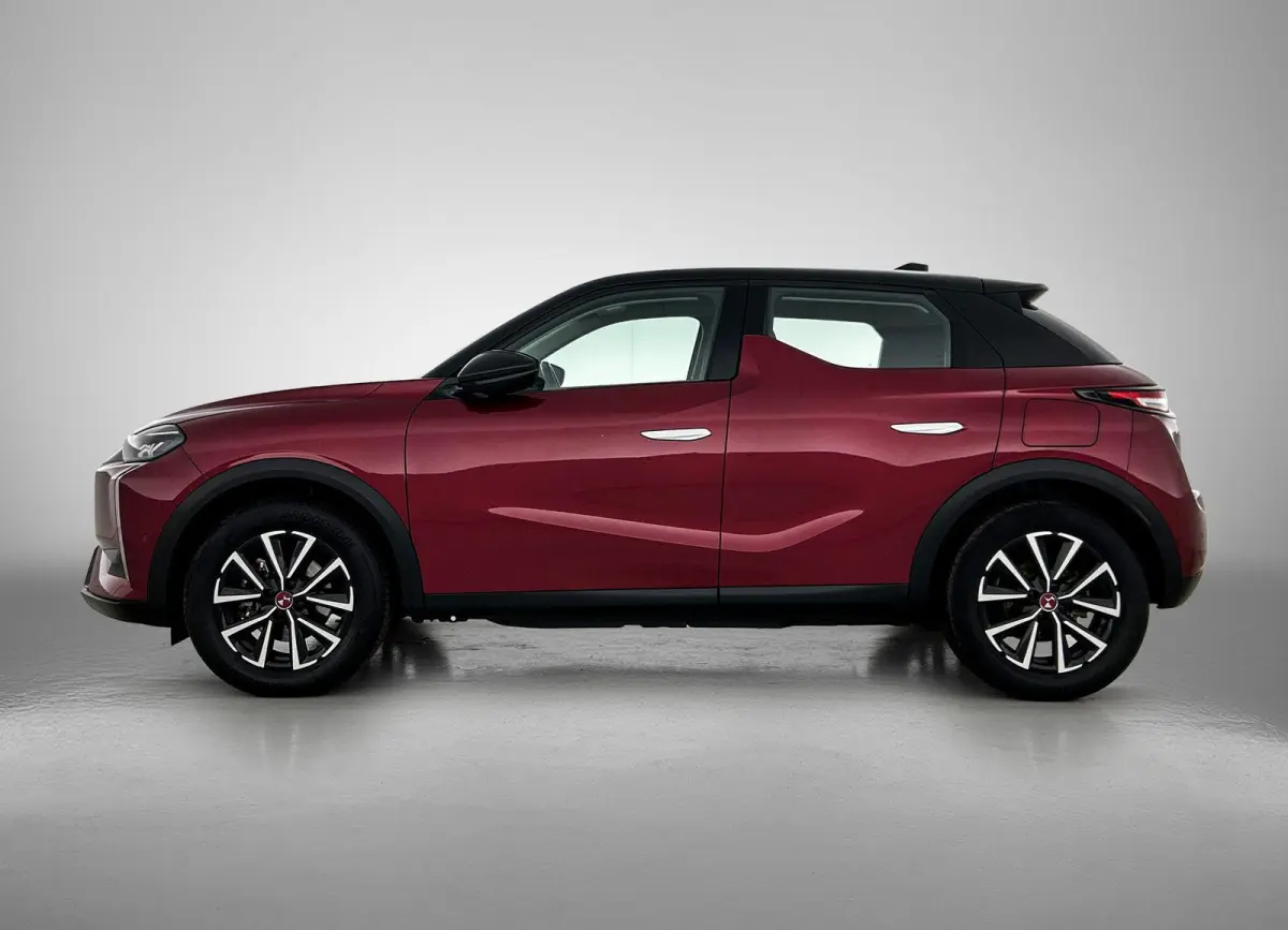 136pk Performance Line 54 kWh | ACCU 95% | Navigatie | Camera Achter | Climate Control | Cruise Control | 17"LMV | LED | Dodehoekdetectie | Trekhaak |