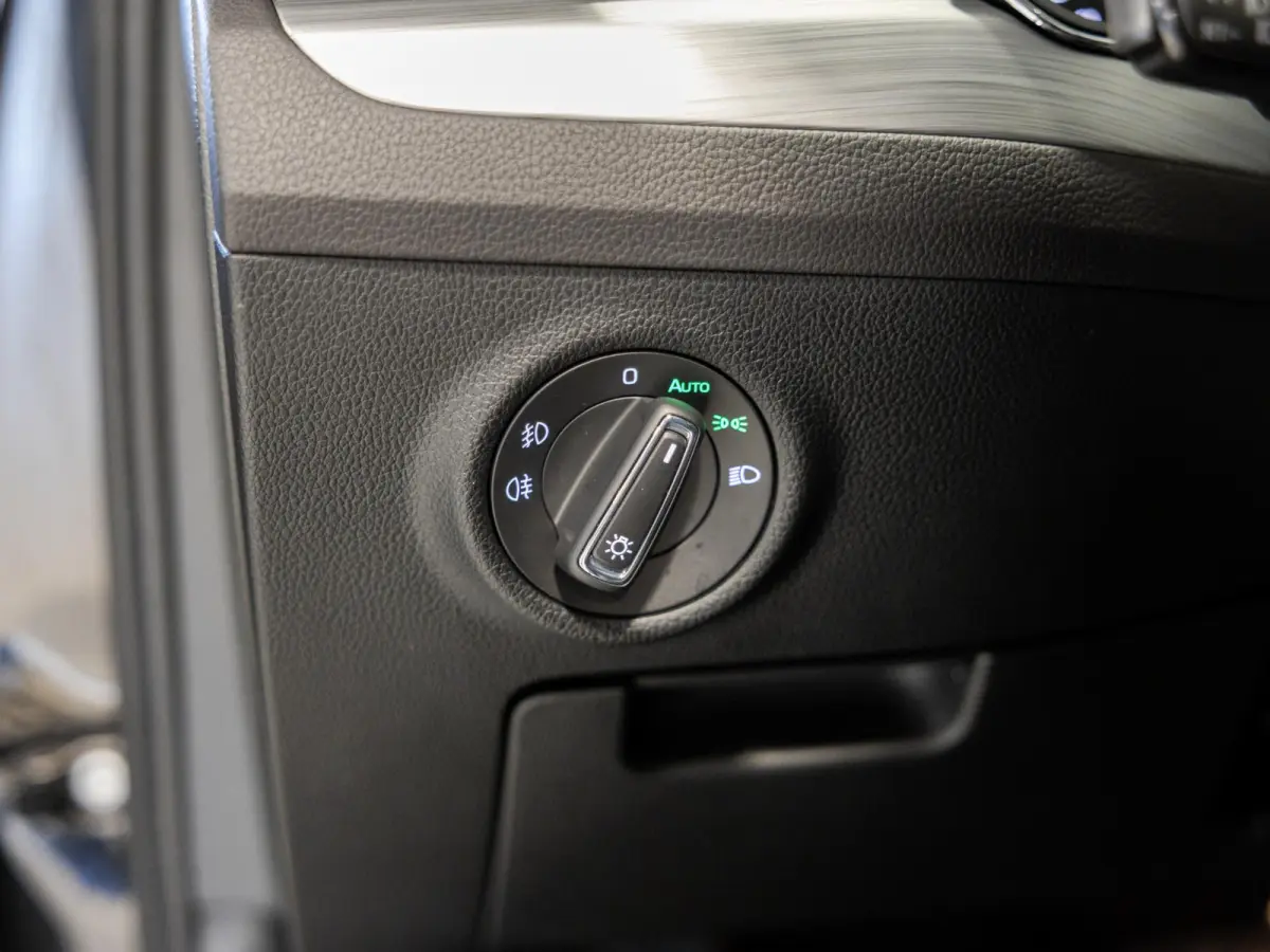 1.5 TSI ACT Business Edition / 150pk / Trekhaak / NAP / Apple CarPlay /