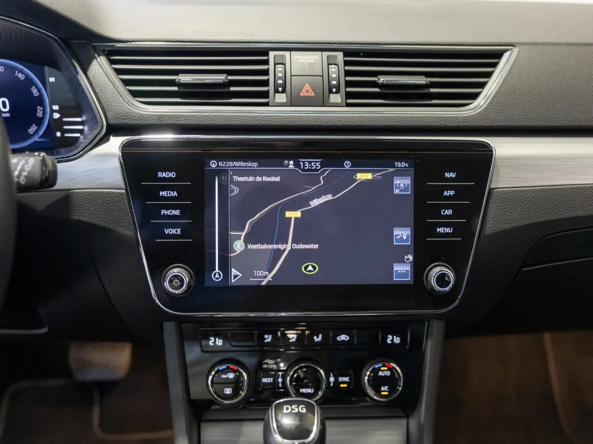 1.5 TSI ACT Business Edition / 150pk / Trekhaak / NAP / Apple CarPlay /