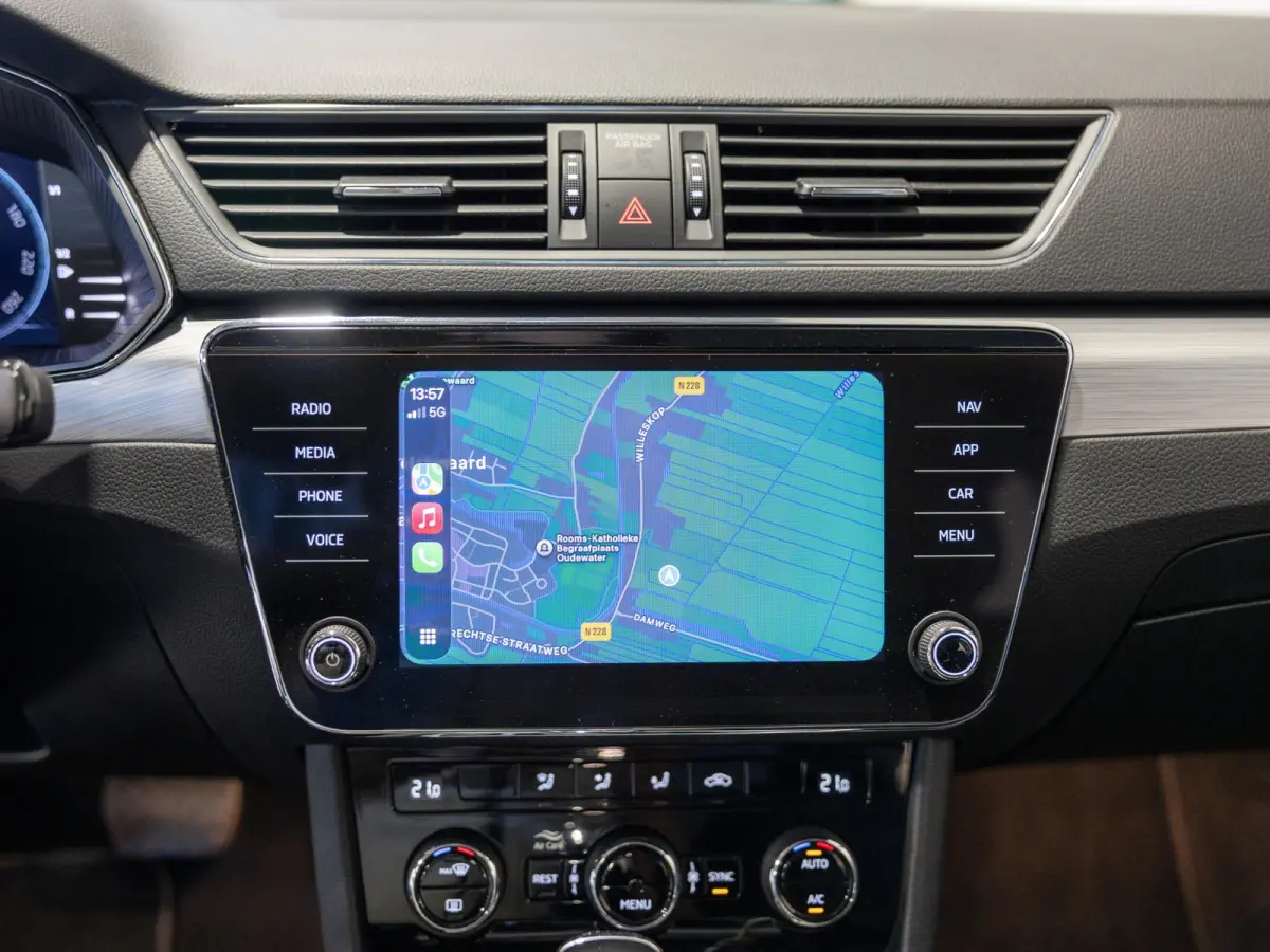 1.5 TSI ACT Business Edition / 150pk / Trekhaak / NAP / Apple CarPlay /