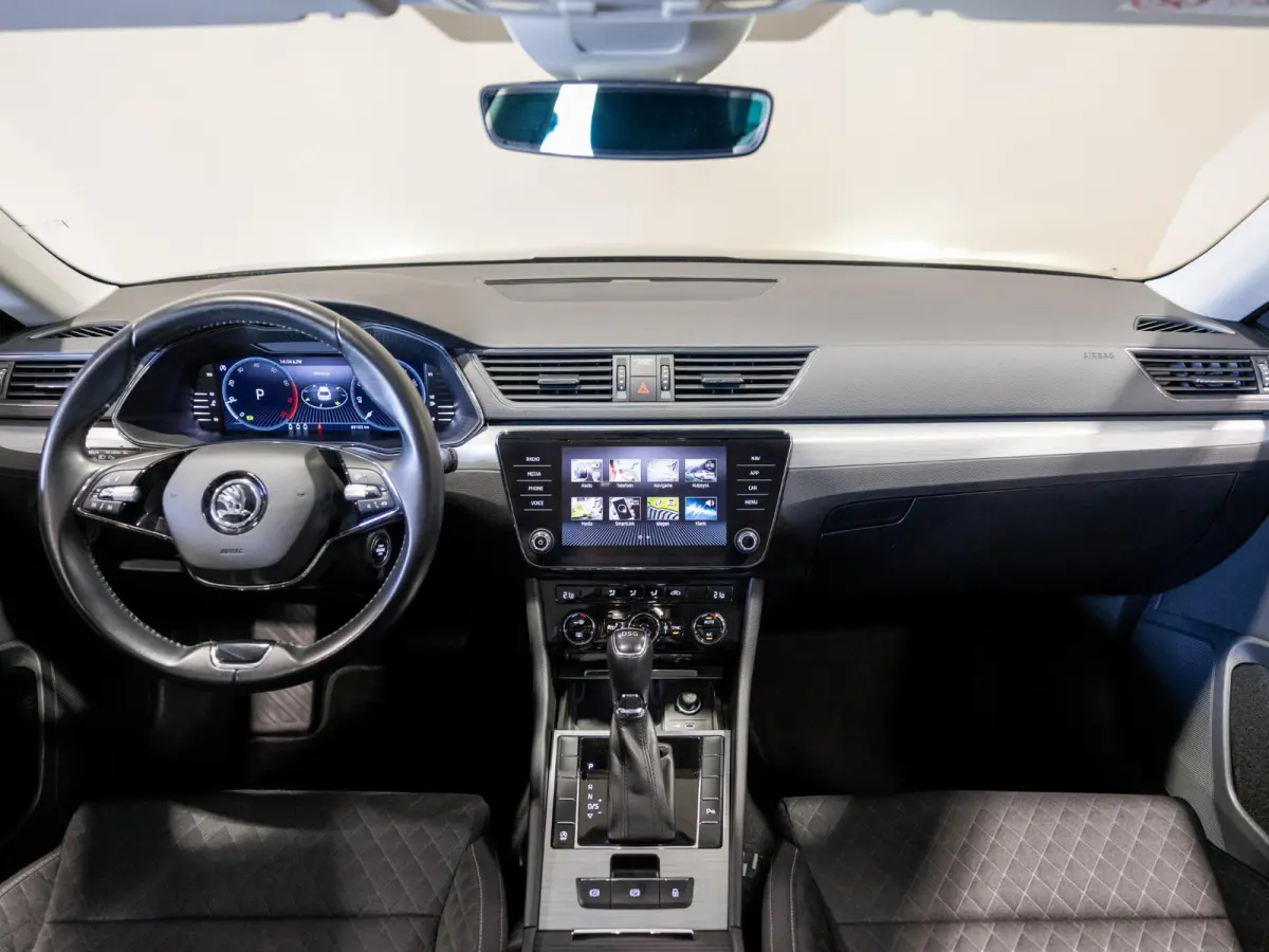 1.5 TSI ACT Business Edition / 150pk / Trekhaak / NAP / Apple CarPlay /