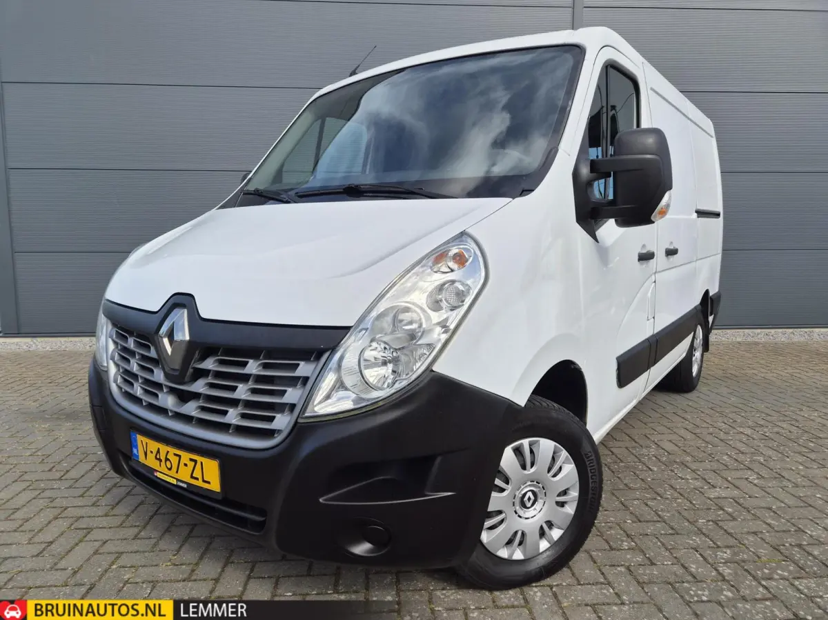 2.3 dCi L1H1 Airco 130pk Navi Trek 2x Schuifd