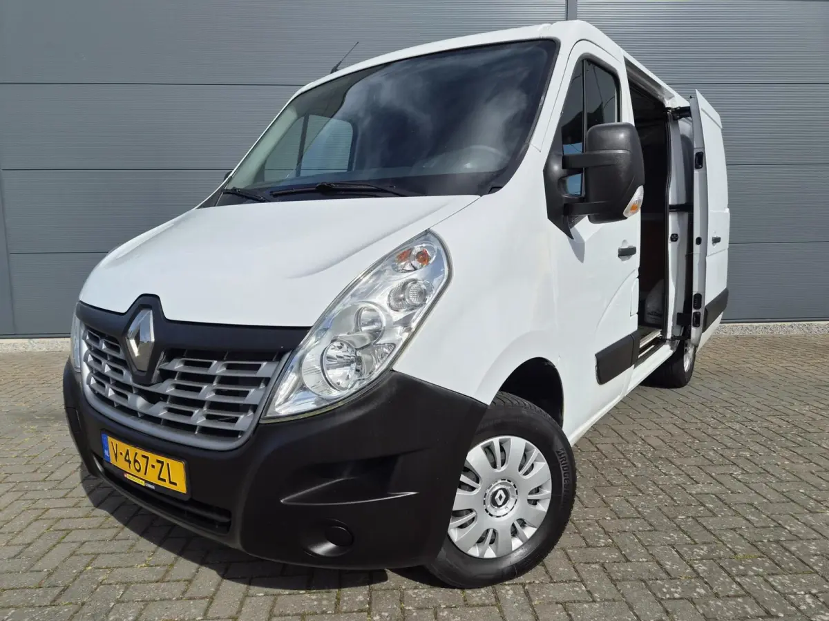2.3 dCi L1H1 Airco 130pk Navi Trek 2x Schuifd