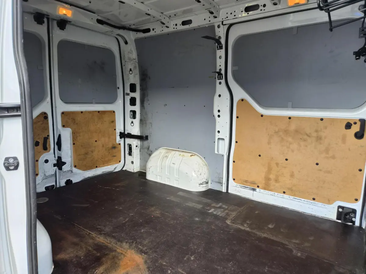 2.3 dCi L1H1 Airco 130pk Navi Trek 2x Schuifd