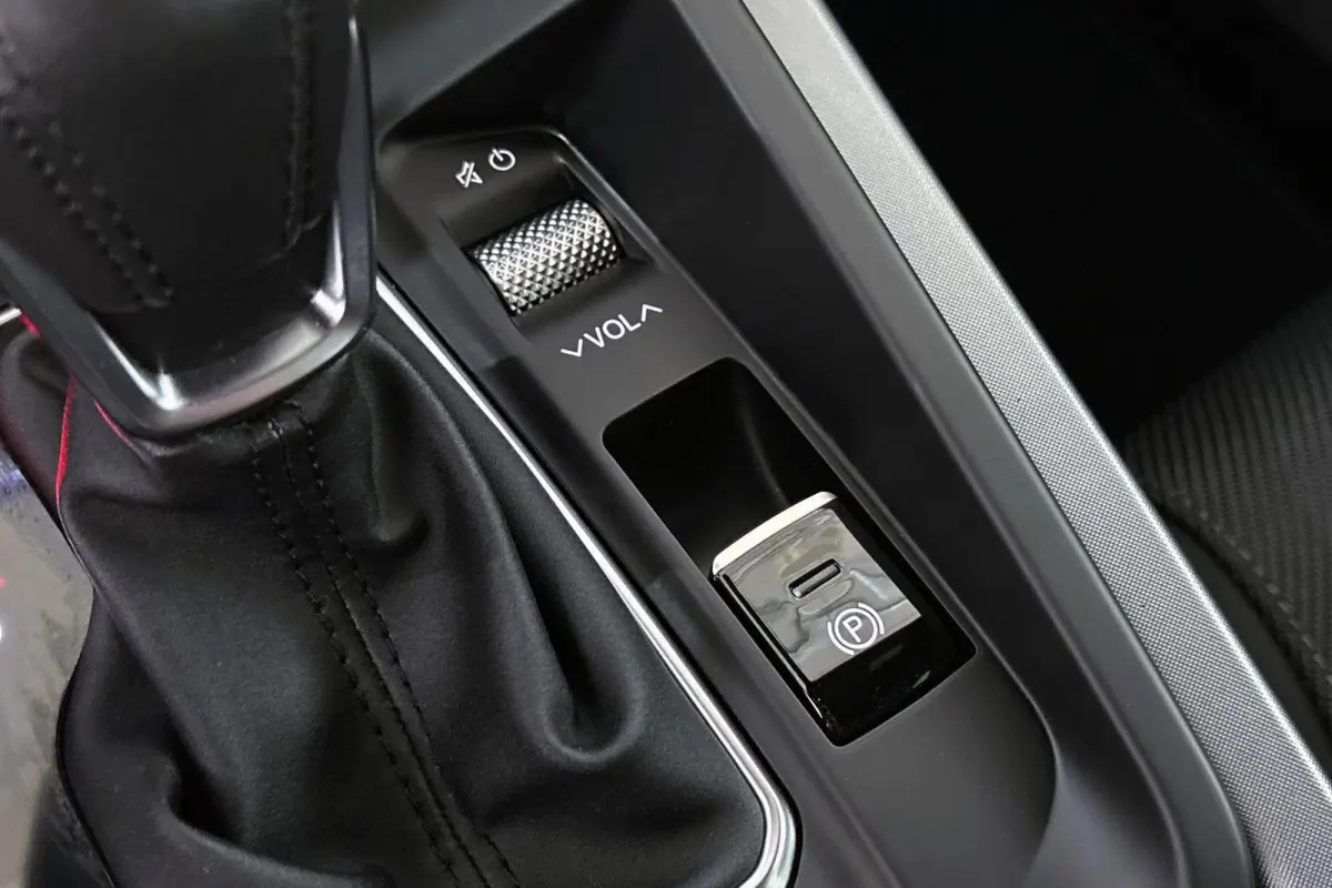 1.3T PHEV Edizione Speciale Stuur/Stoelverwarming Adaptive Cruise Keyless Camera