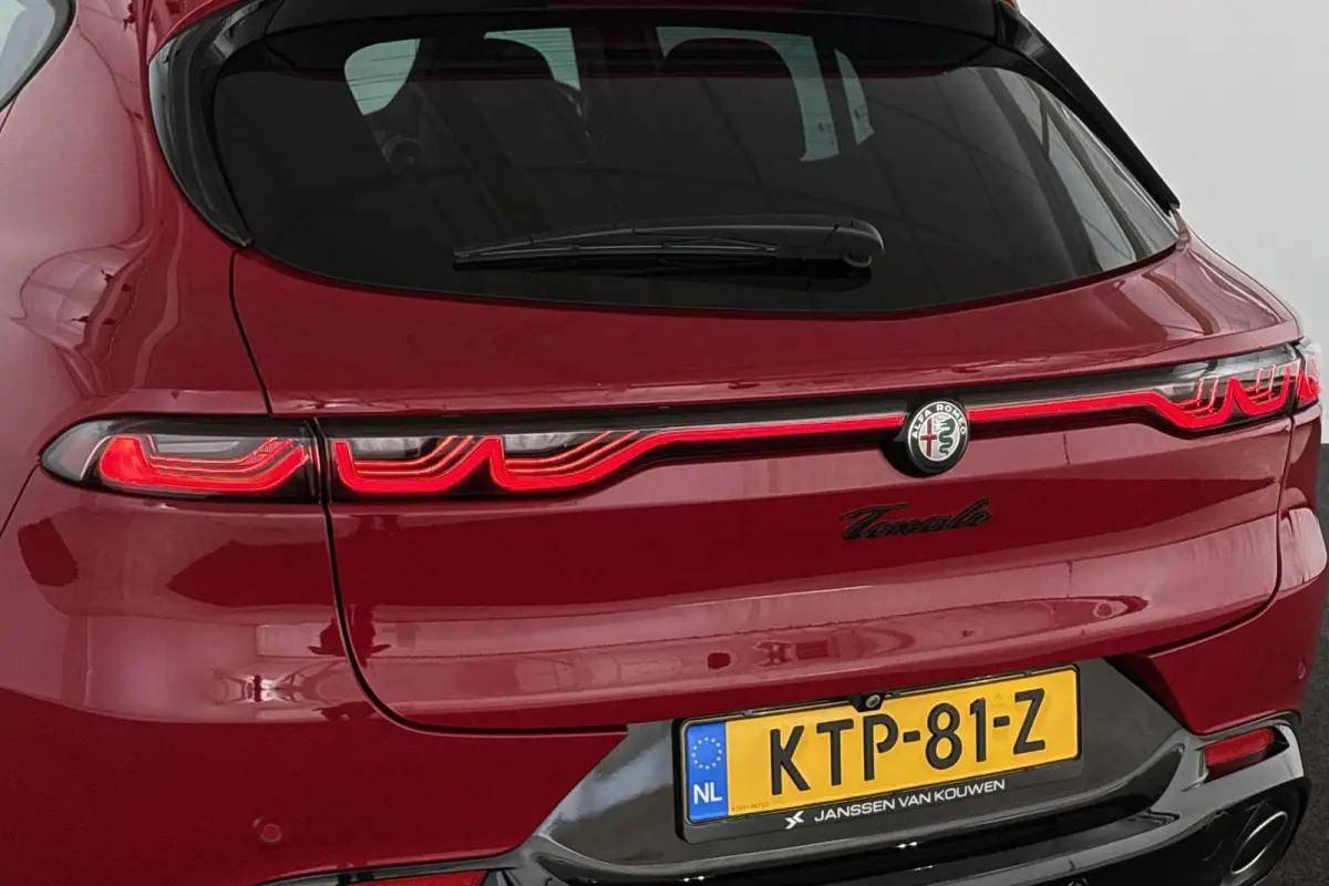 1.3T PHEV Edizione Speciale Stuur/Stoelverwarming Adaptive Cruise Keyless Camera