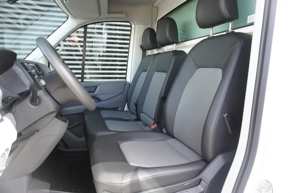 140pk Automaat Bakwagen Laadklep zijdeur Apple Carplay Airco Cruise control