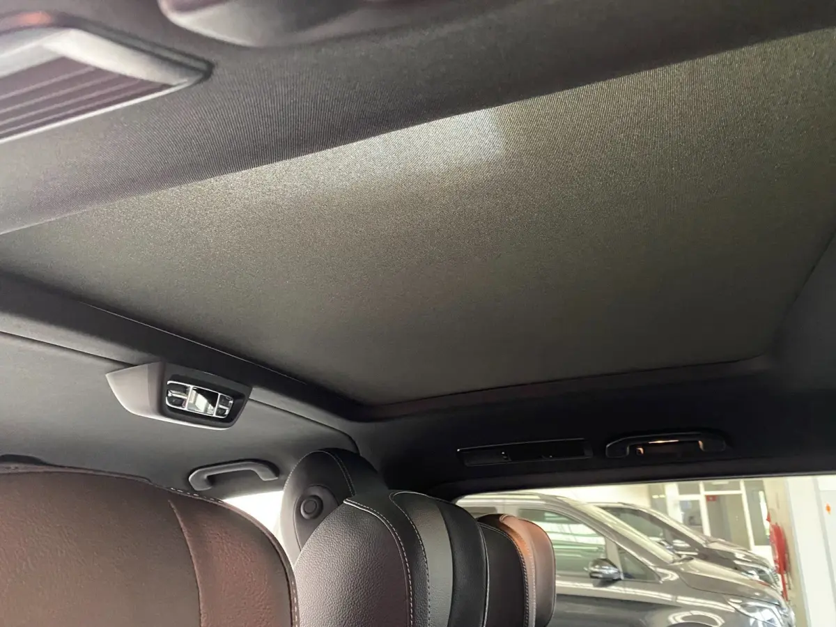 300 L2 Facelift - 8-pers - AMG - PANO - Exter. pakket - 360 - Elec. deuren - Vol Opties - Incl. Garantie