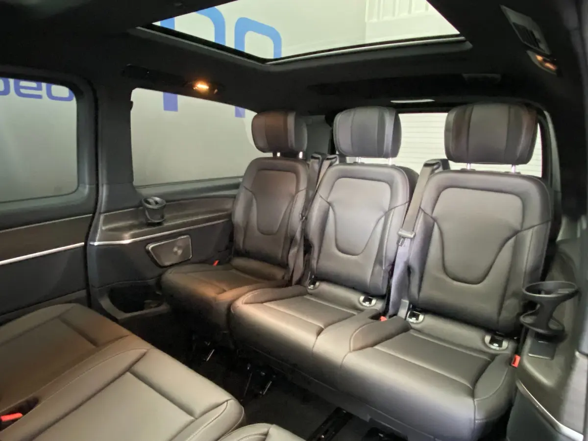 300 L2 Facelift - 8-pers - AMG - PANO - Exter. pakket - 360 - Elec. deuren - Vol Opties - Incl. Garantie