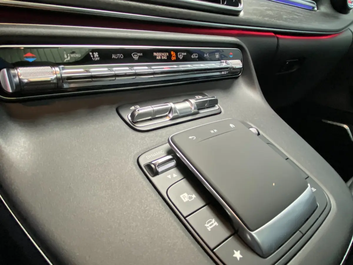 300 L2 Facelift - 8-pers - AMG - PANO - Exter. pakket - 360 - Elec. deuren - Vol Opties - Incl. Garantie