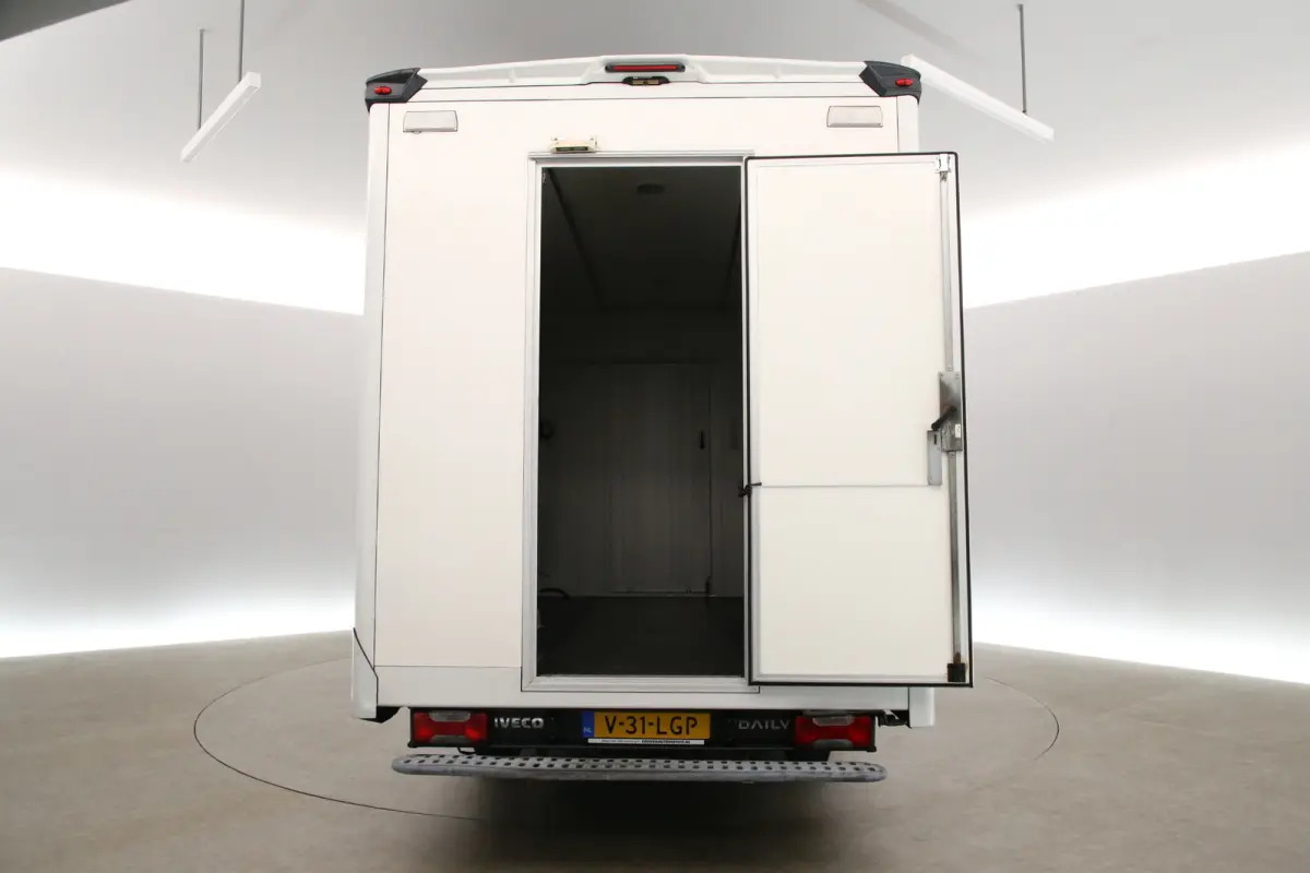 35S14 2.3 410 | Foodtruck | Verkoopwagen | Airco | Camera | Zijdeur | Eventtruck