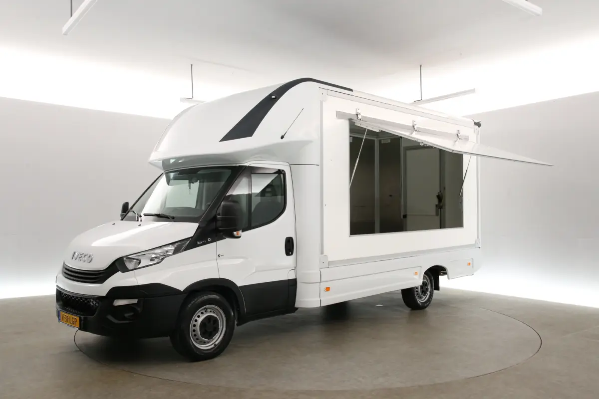 35S14 2.3 410 | Foodtruck | Verkoopwagen | Airco | Camera | Zijdeur | Eventtruck